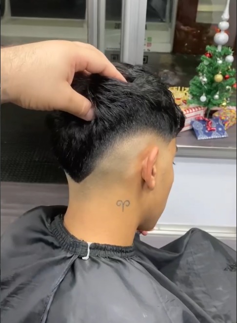 Trabalho da barbearia em destaque